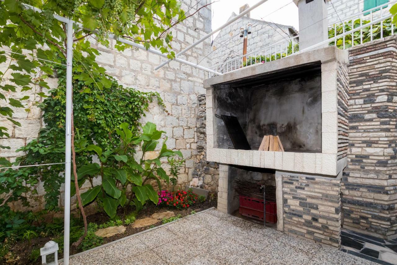 Apartment Stari Dvor Kastela Ngoại thất bức ảnh